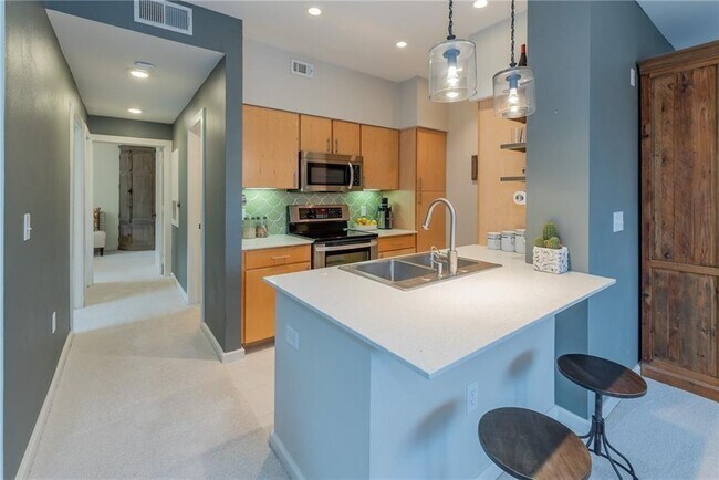 Building Photo - 1201 Grove Blvd