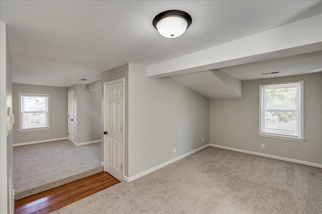 Building Photo - 1120 Liberty Rd