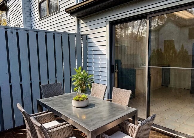 Building Photo - 23 Aldo Ct