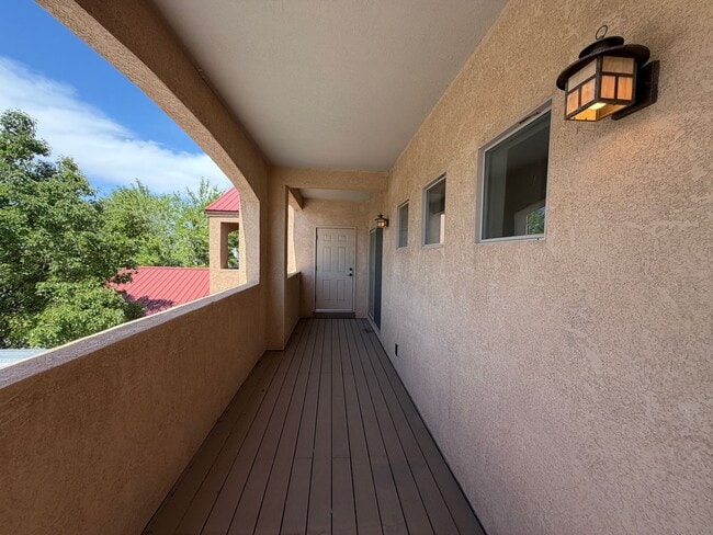 Building Photo - 605 Benicia Ln