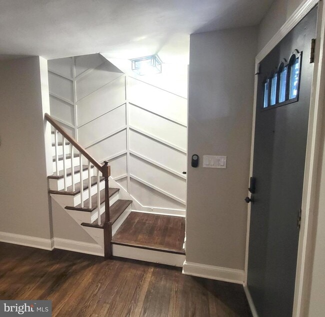 Building Photo - 202 Edgewood St