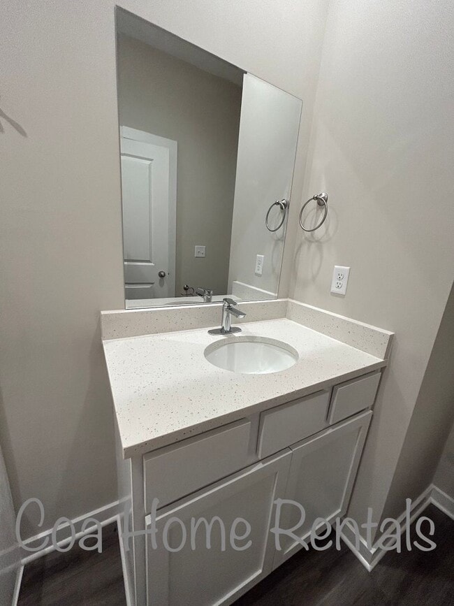 Building Photo - New Construction west side town home