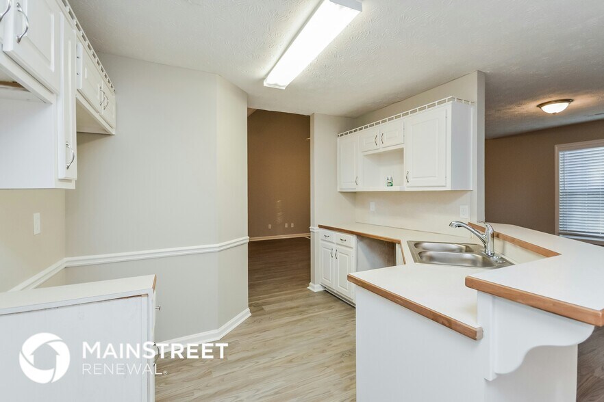 Building Photo - 1203 Dressage Ridge NE