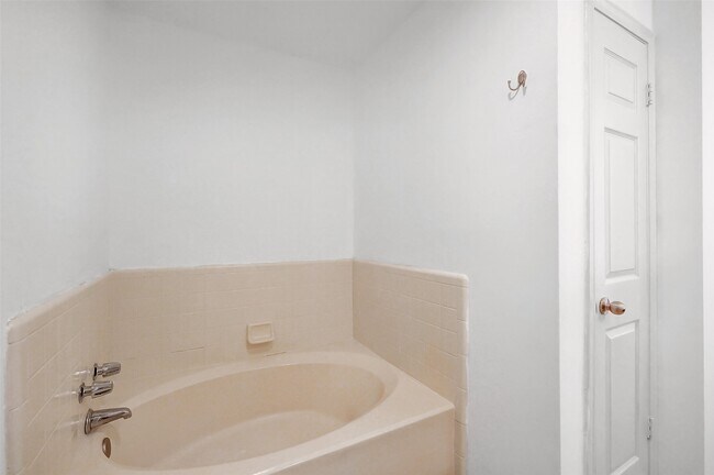 Building Photo - 3103 Ashford Bend Dr