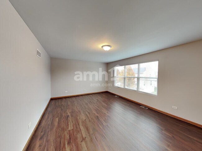 Building Photo - 6512 Fitzer Dr