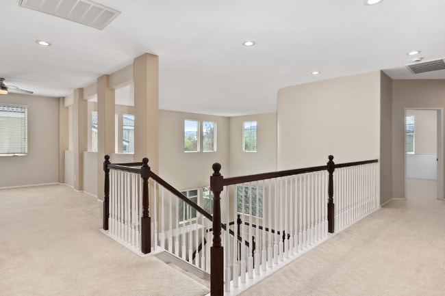 Building Photo - 35848 Nonnie Dr