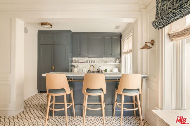 Building Photo - 1424 N Crescent Heights Blvd