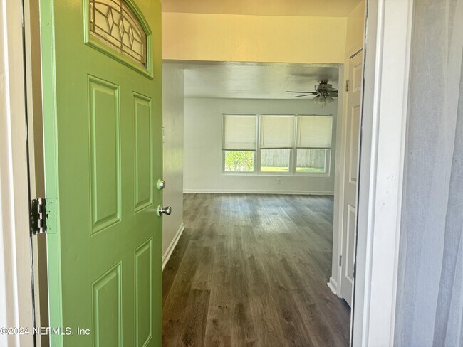 Building Photo - 5444 Los Santos Way