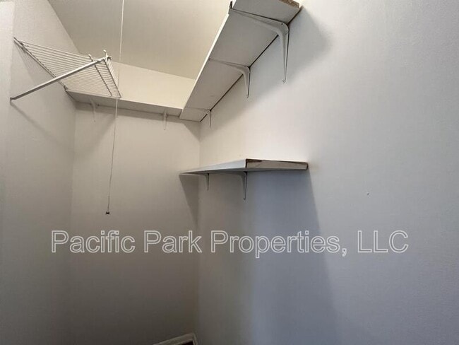 Building Photo - 11020 McDowell Dr