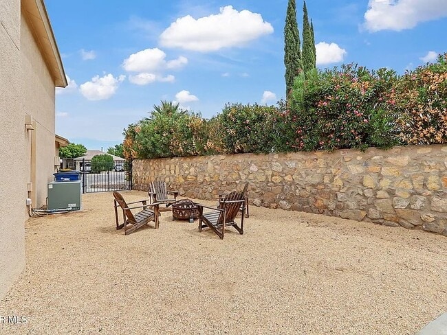 Building Photo - 6776 Copper Ridge Dr