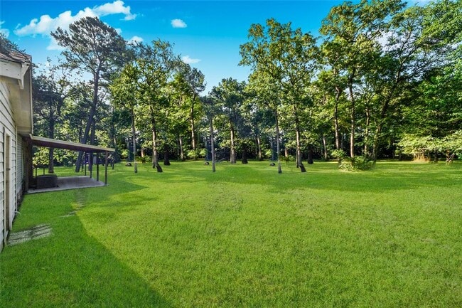 Building Photo - 18915 Sawmill Dr