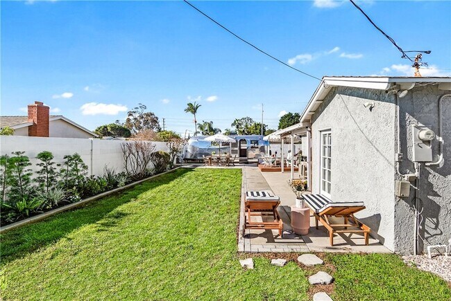 Building Photo - 5052 Audrey Dr