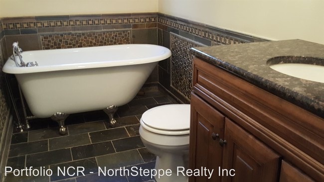 Building Photo - 84-86 W 2nd Ave