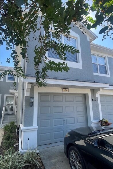 Building Photo - 4401 SW 52nd Cir