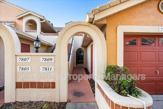 Building Photo - 7809 Sugar Bend Dr