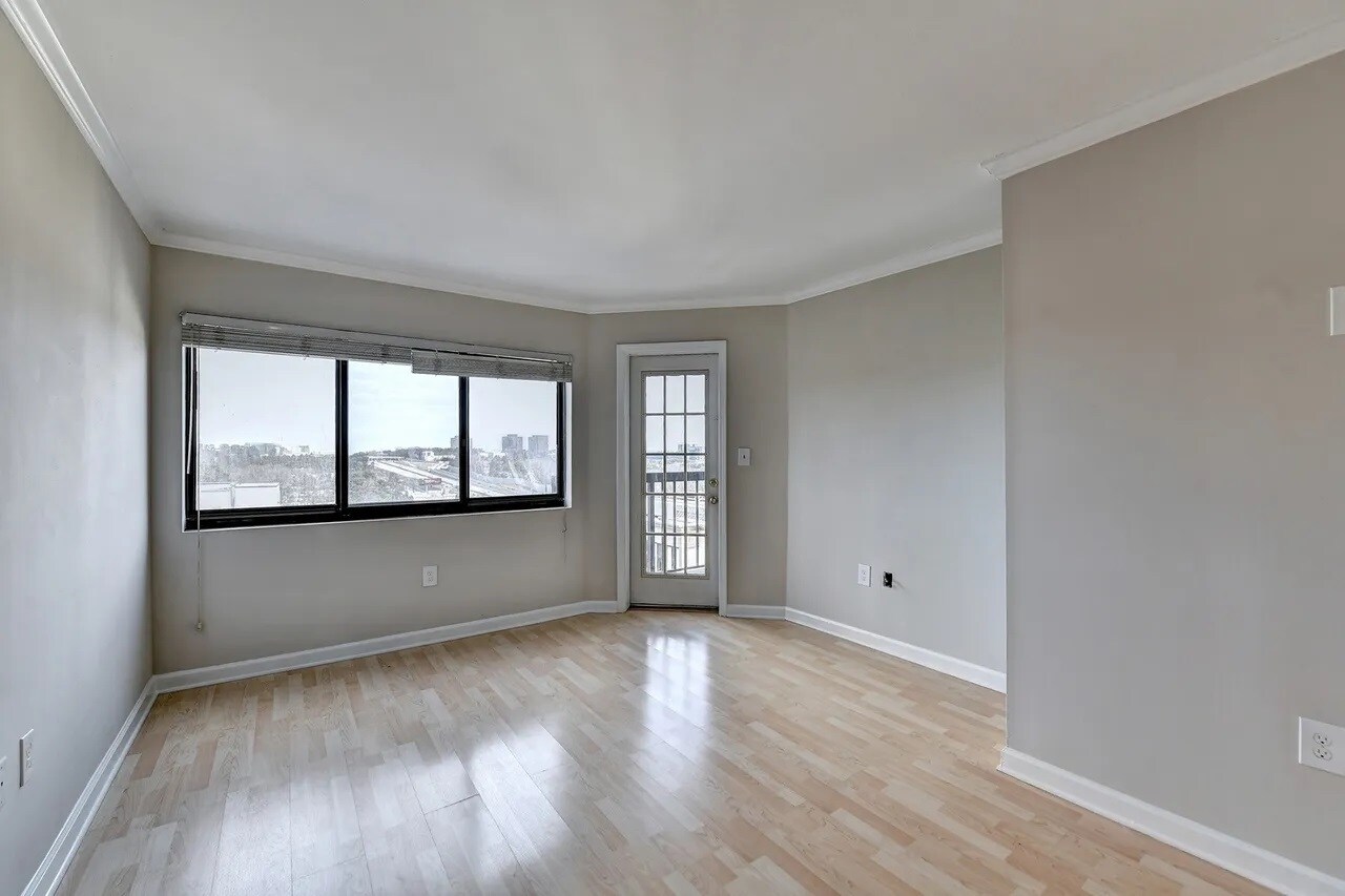 Building Photo - 795 Hammond Dr