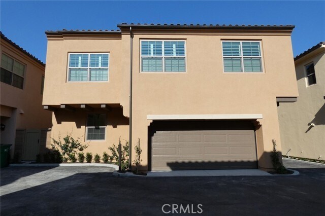 Building Photo - 119 Messenger