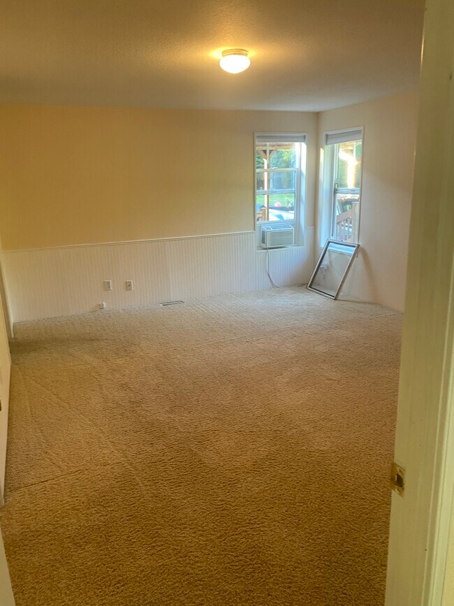 Building Photo - 20915 Happy Valley Rd