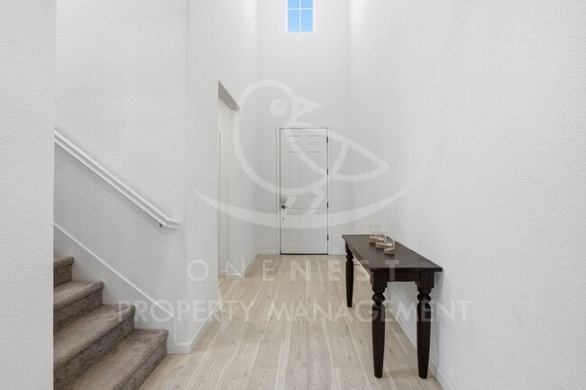 Building Photo - Breathtaking 4-bedroom, 3-bathroom home | Twelve Bridges