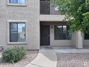 Building Photo - 13636 N Saguaro Blvd