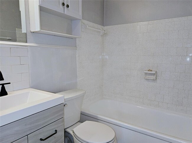 Building Photo - 6801 48th Ave N