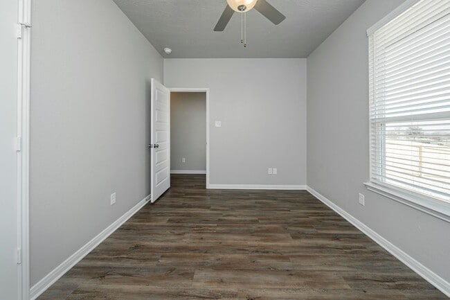 Building Photo - 1115 Trellis Pass