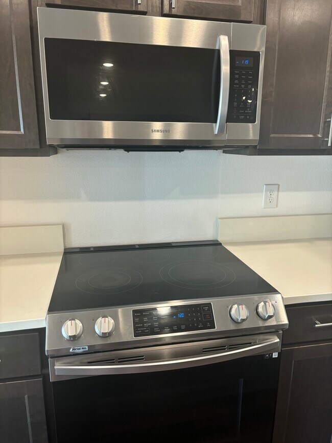 Building Photo - 2816 Westwood Ave