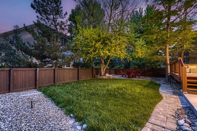 Building Photo - Newly Remodeled Home in the Broadlands!  4...