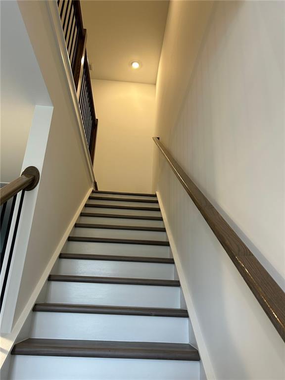 Building Photo - 1718 Gunnin Trce NW