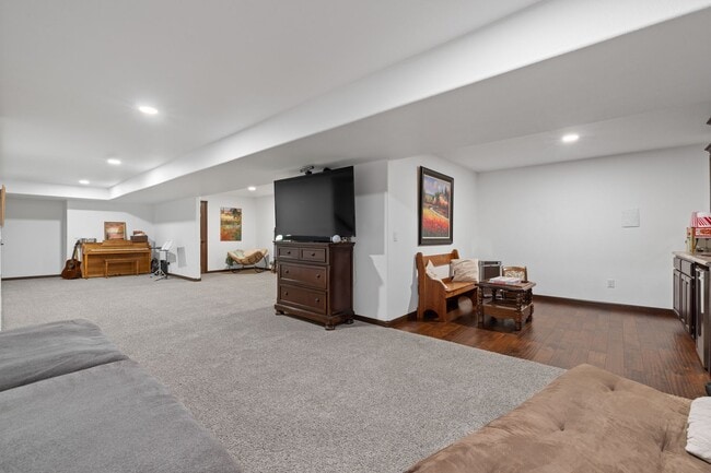 Building Photo - 8017 Brooks Lp