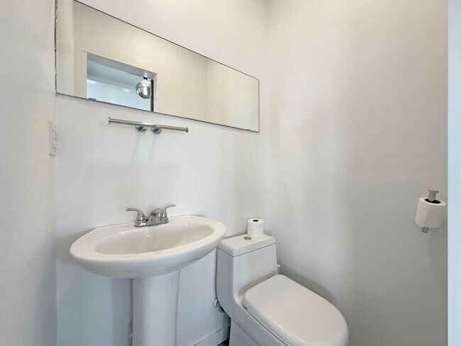 Building Photo - 2496 Gilmore