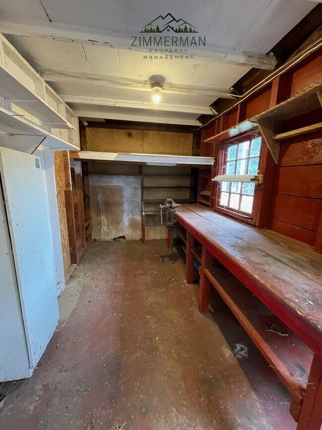 Building Photo - 2 Bedroom for Rent in Cottage Grove