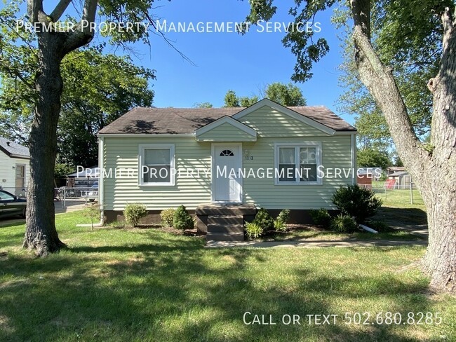 Primary Photo - 3 bedroom home off of Outer Loop