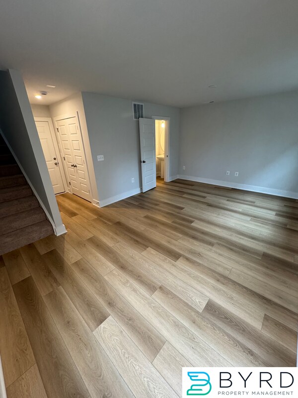 Building Photo - 9930 Golden Trout Ln