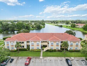 Building Photo - Beautiful furnished 2/2 unit becoming avai...