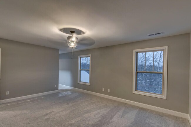 Building Photo - 187 Westwoods Dr