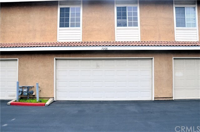 Building Photo - 7208 Hermosa Ave