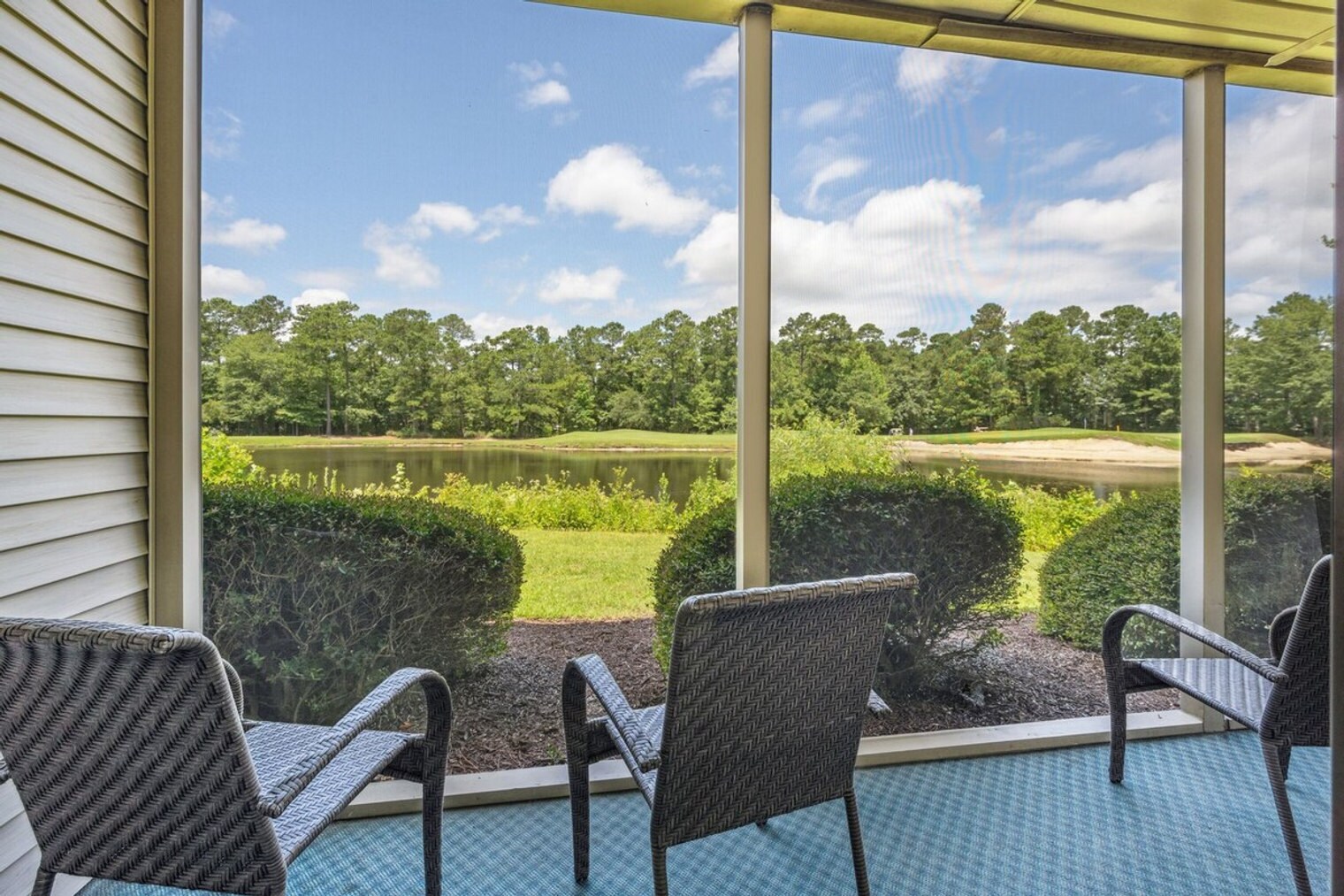 Building Photo - 80 Pinehurst Ln