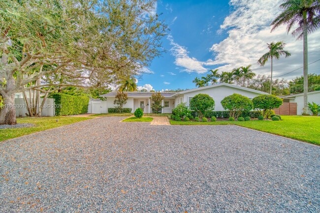 Building Photo - 7621 SW 65th Pl