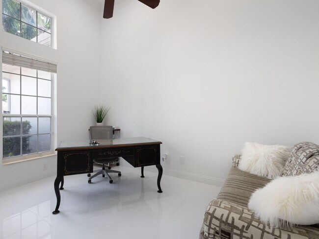 Building Photo - 21713 Marigot Dr