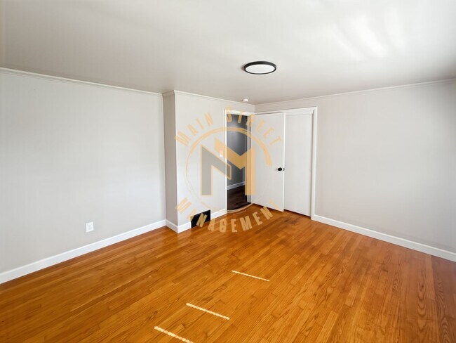 Building Photo - 1313 St Agnes Dr