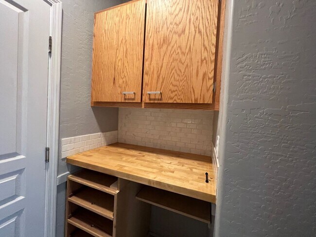 Building Photo - Unique Del Webb at Sierra Canyon Home with Views Available for Lease!