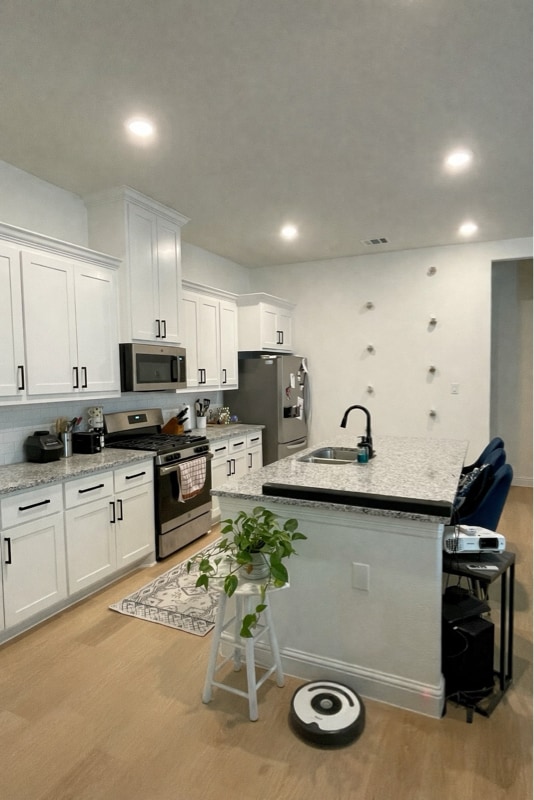 Building Photo - 5513 Traveller Dr