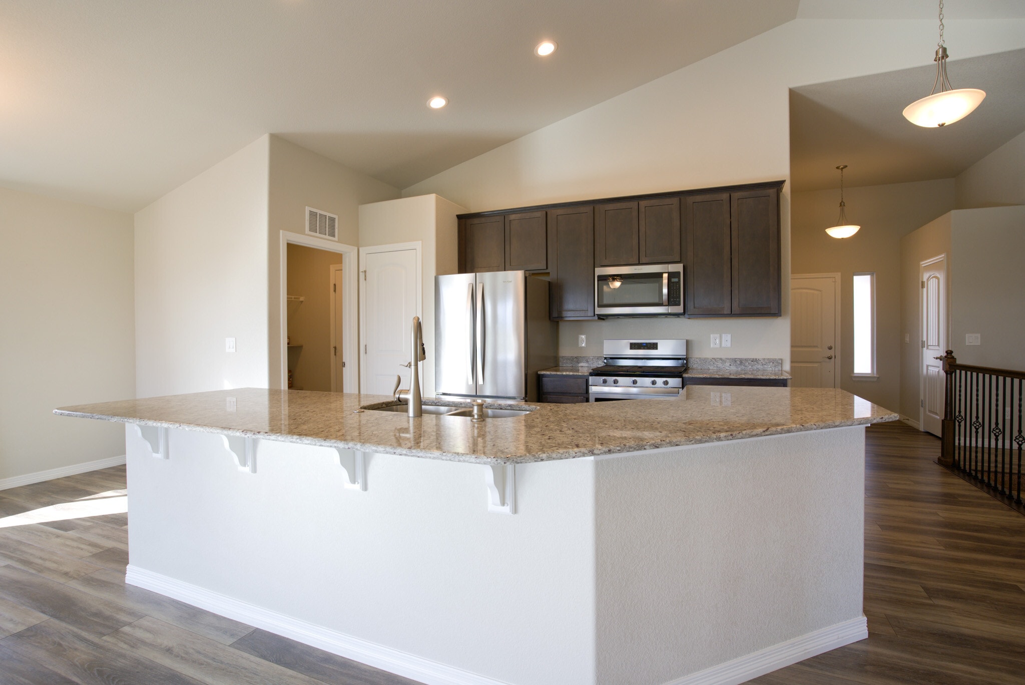 Building Photo - 9792 Fairway Glen Dr