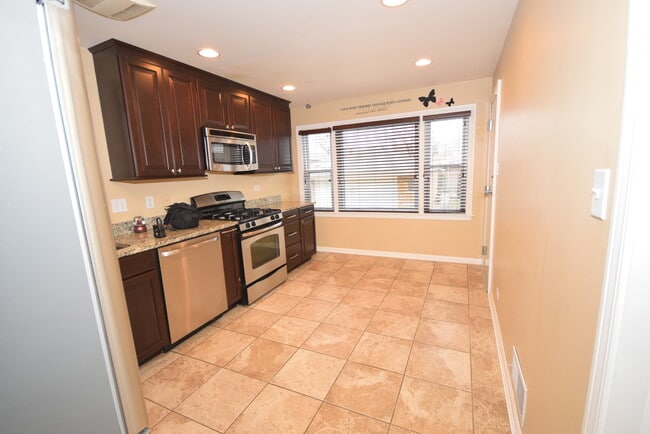 Building Photo - 5551 S Mason Ave