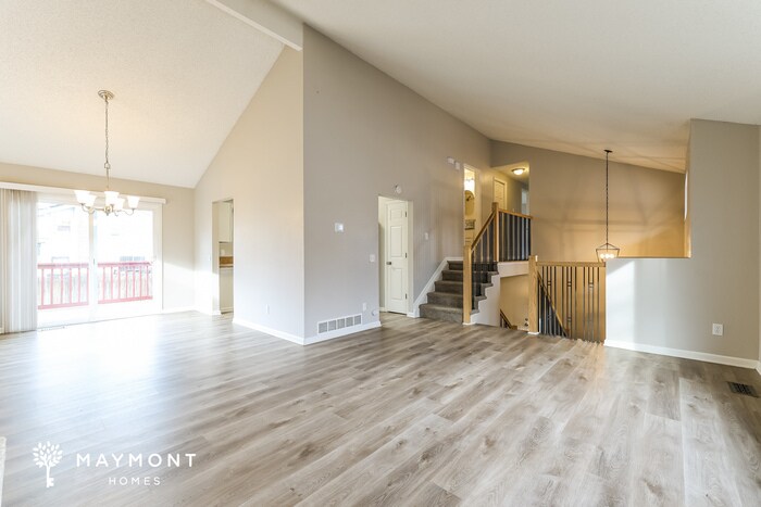 Building Photo - 17273 E Kenyon Dr