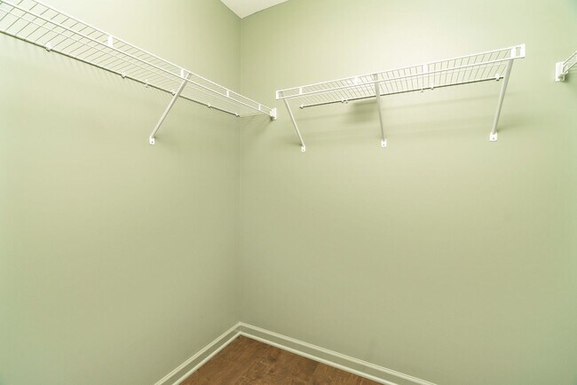 Building Photo - West Knoxville 37932 - 4 bedroom, 2.5 Bath home - Contact Sharon Arnwine (865) 313-7215