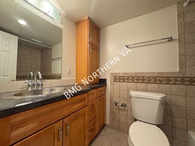 Building Photo - 426 N Armistead St