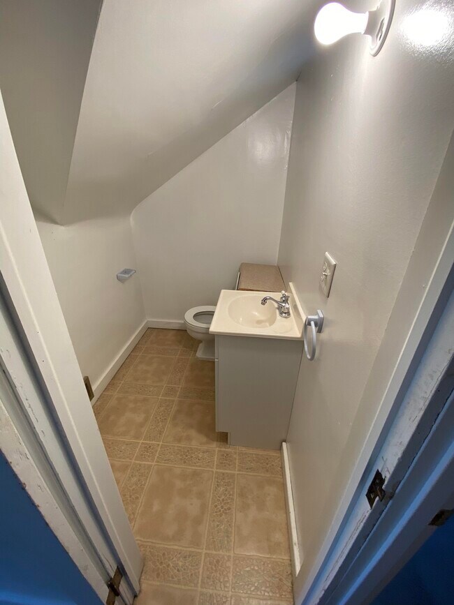 Building Photo - 720 3rd St N