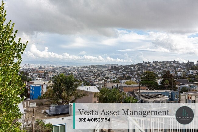 Building Photo - 301-303 Corbett Avenue